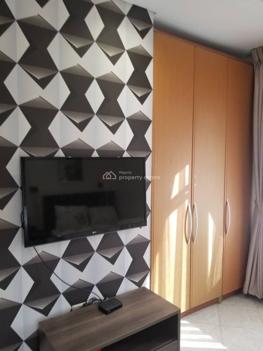 2 Bedroom Apartment with Bq, Swimming Pool, & Elevator, Ikoyi, Lagos, Flat / Apartment for Rent