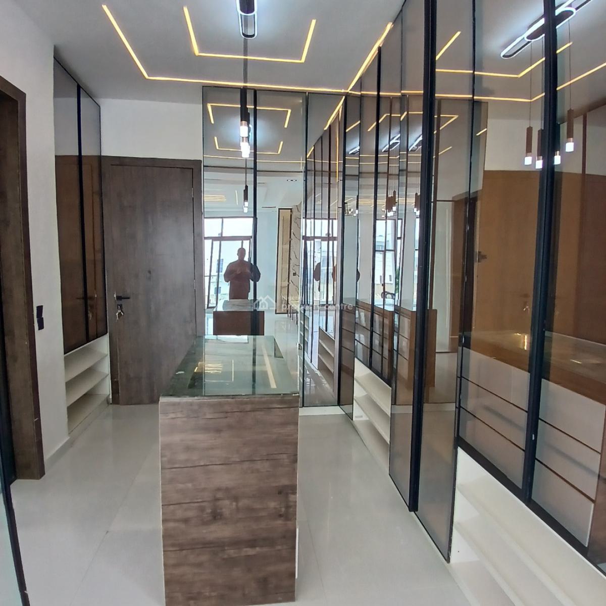 Magnificent 5-bedroom Duplex with Swimming Pool & Bq, Lekki, Lagos, Detached Duplex for Sale