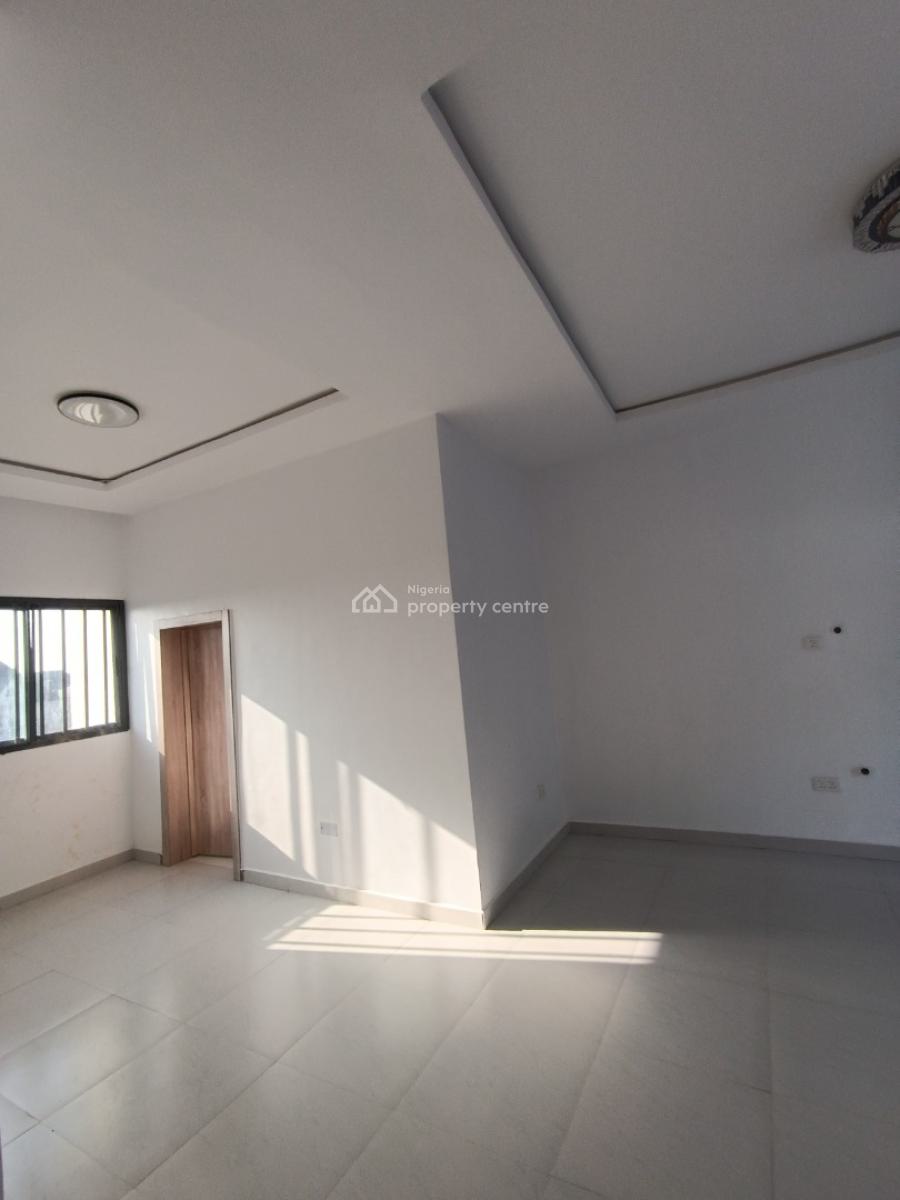 a Standard 2 Bedroom Flat, Lekki Phase 2, Lekki, Lagos, Flat / Apartment for Rent