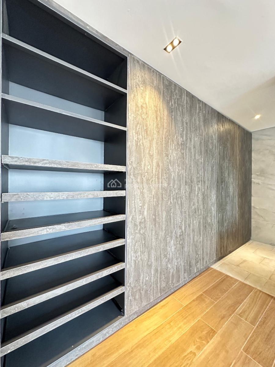 Exquisitely Detailed 4 Bedroom Maisonette at with Pool and Elevator, Banana Island, Ikoyi, Lagos, Flat / Apartment for Sale