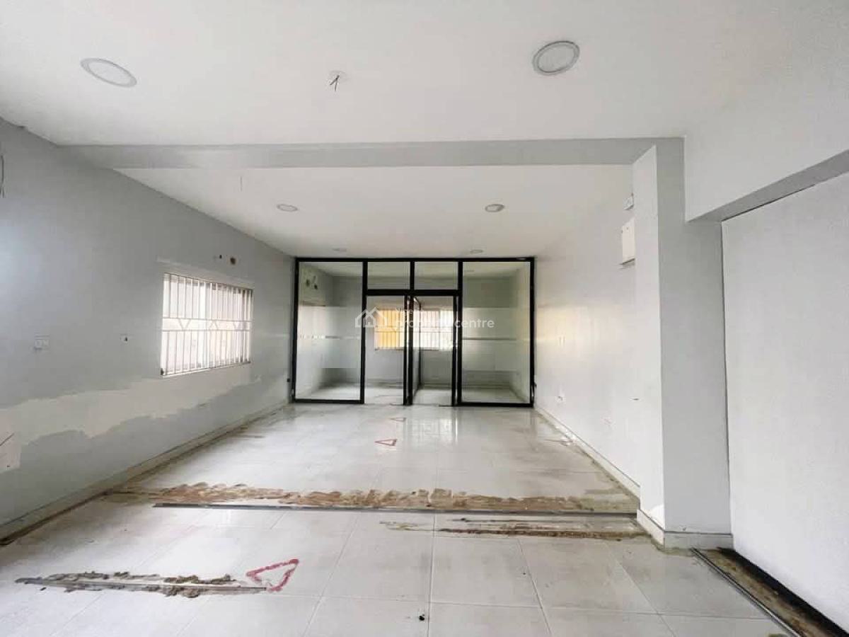 Spacious 4 Bedroom Corner Piece Bungalow, Lekki Phase 1, Lekki, Lagos, Office Space for Rent