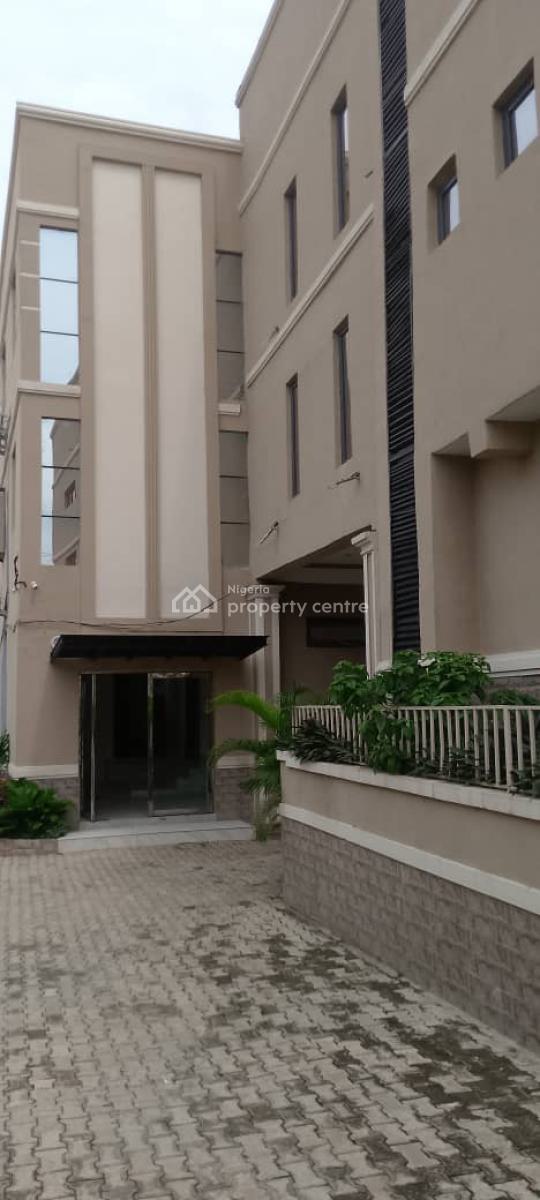 Office Space of Approximately 300sqmtrs, Ogudu, Lagos, Office Space for Rent