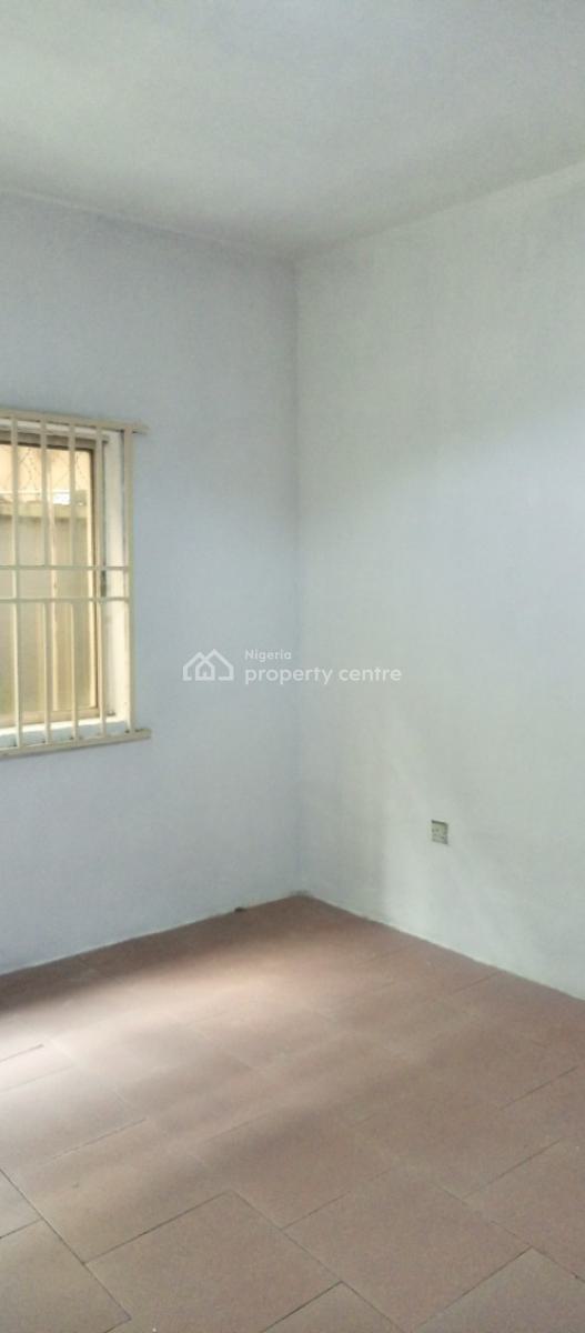 Standard Self-contain in an Estate with a Wardrobe Close to The Road, Majek, Sangotedo, Ajah, Lagos, Self Contain (single Rooms) for Rent