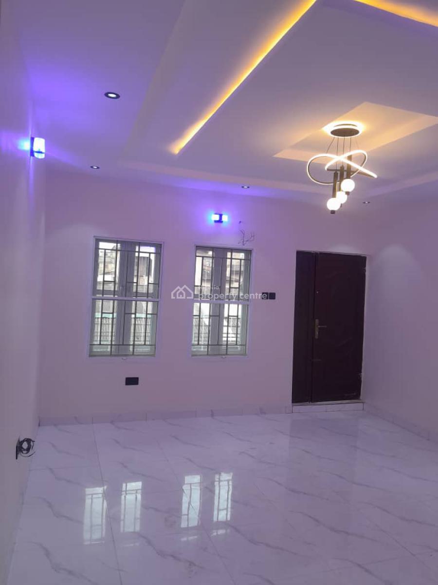 Executive  Brand New 2 Bedroom Flat, Abayomi Close, Kolaq Bus Stop, Ojodu Berger, Ojodu, Lagos, Flat / Apartment for Rent