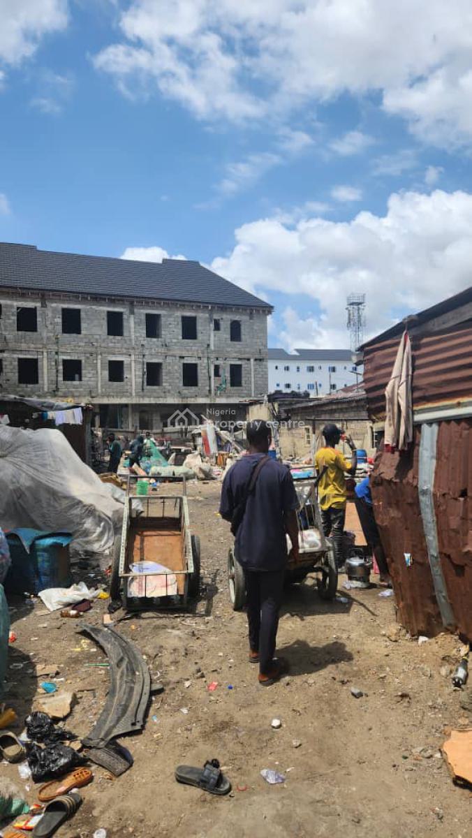 a Commercial Land on 550 Sqmtrs, Agege Motor Road, Jibowu, Yaba, Lagos, Commercial Land for Sale