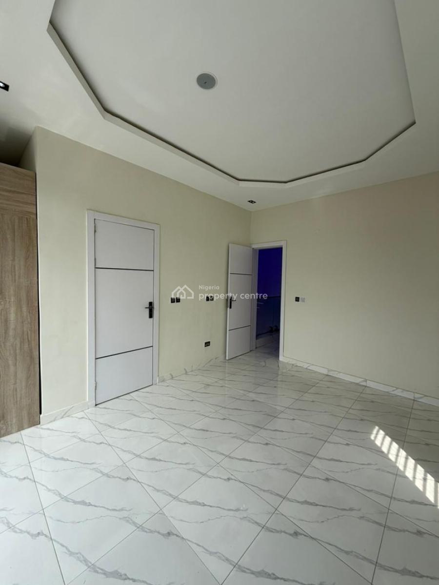 5 Bedroom Detached Home with Swimming Pool and Rooftop Terrace, Ologolo, Lekki, Lagos, Detached Duplex for Sale