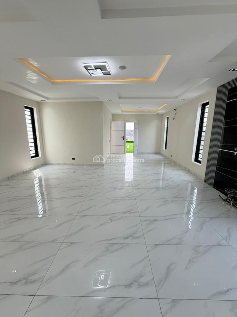 5 Bedroom Detached Home with Swimming Pool and Rooftop Terrace, Ologolo, Lekki, Lagos, Detached Duplex for Sale