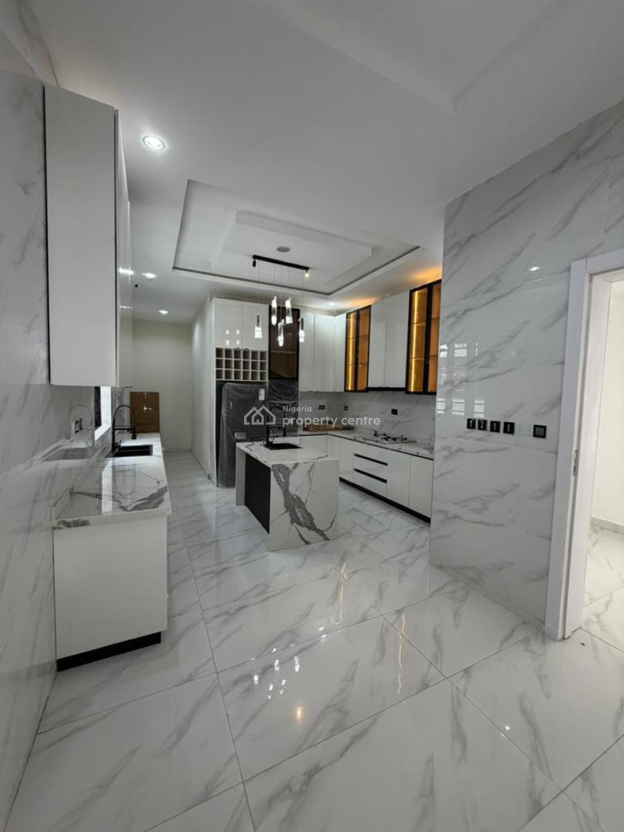 5 Bedroom Detached Home with Swimming Pool and Rooftop Terrace, Ologolo, Lekki, Lagos, Detached Duplex for Sale