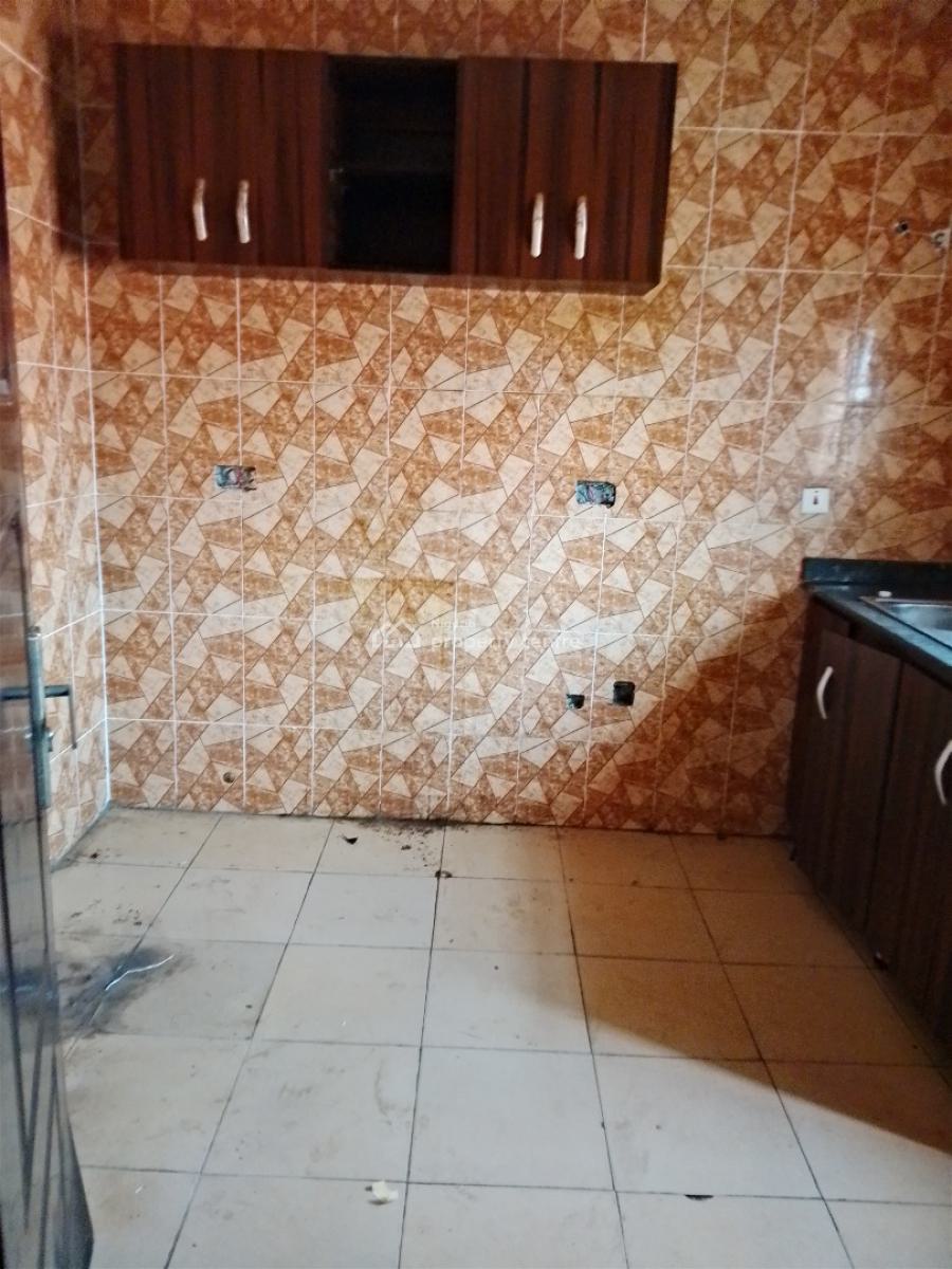 2 Bedroom Flats Newly Renovated, City College, Karu, Abuja, House for Rent