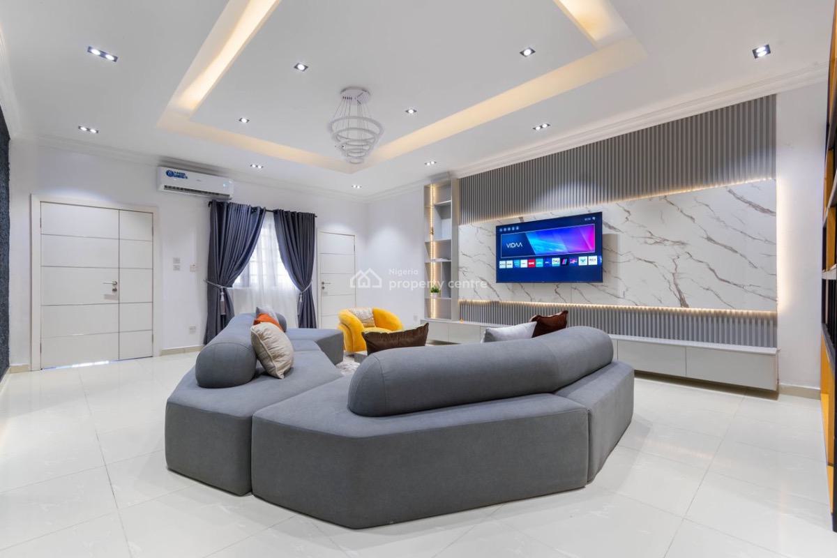My Beautiful and Luxurious 3 Bedroom with a Swimming Pool ‍️, Maruwa Grey Heaven, Lekki, Lagos, House Short Let