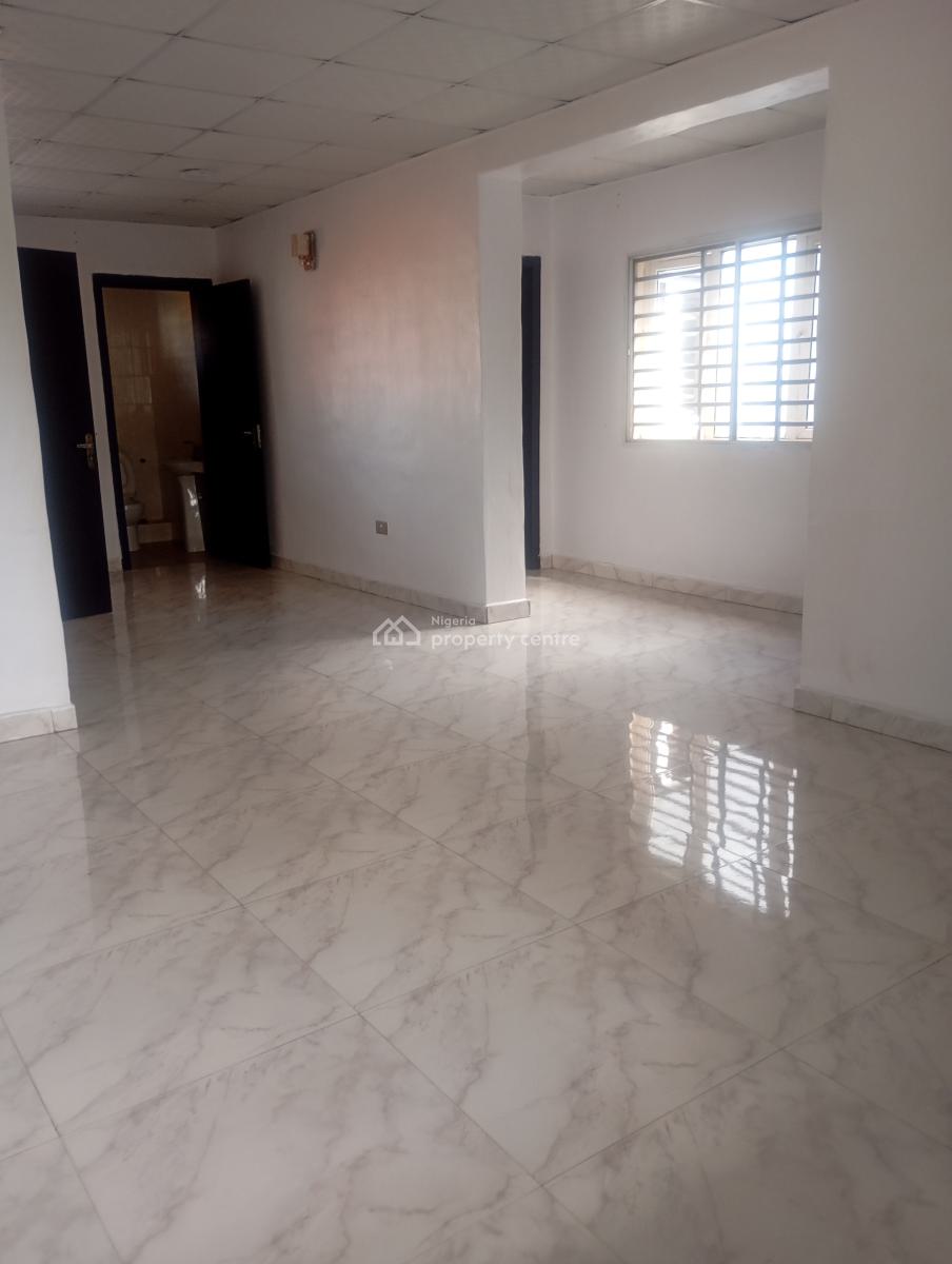 Well Finished  2-bedroom Ensuite Apartment, General Paint, Ajah, Lagos, Flat / Apartment for Rent