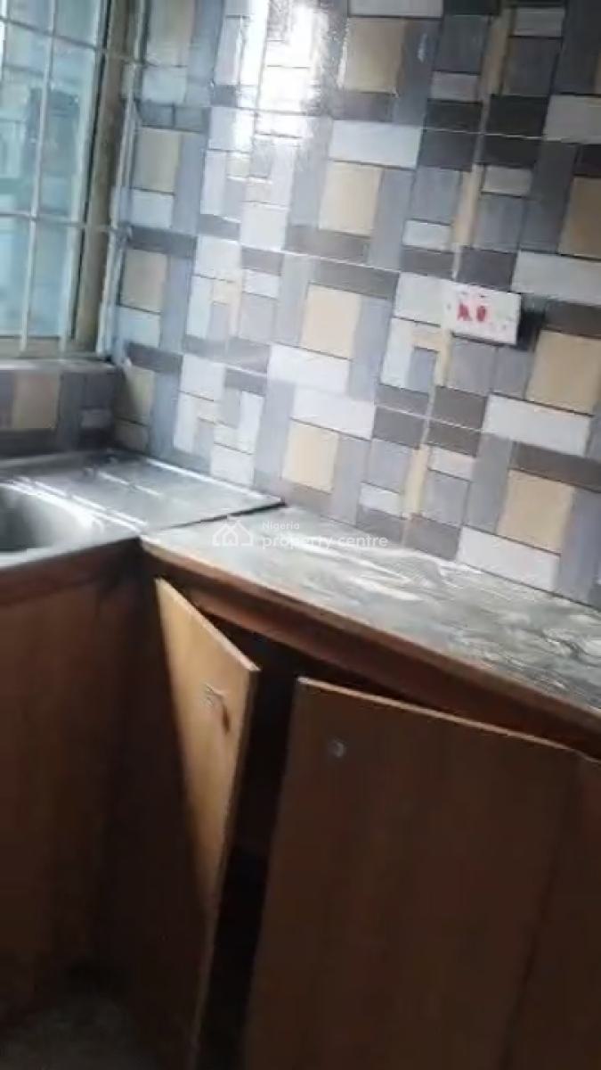 Well Maintained 2 Bedroom Flat, Igando, Bogije, Ibeju Lekki, Lagos, Flat / Apartment for Rent