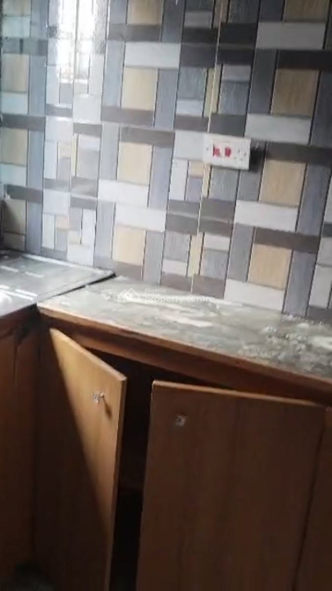 Well Maintained 2 Bedroom Flat, Igando, Bogije, Ibeju Lekki, Lagos, Flat / Apartment for Rent