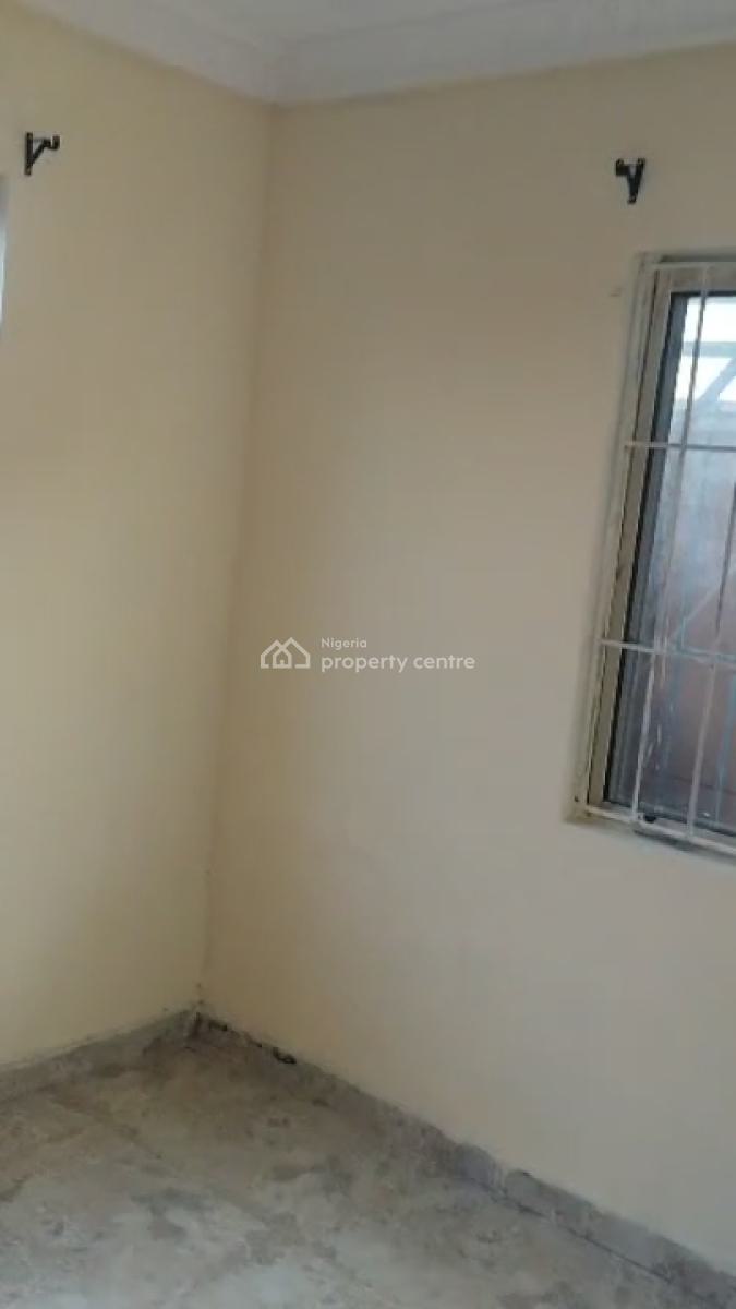Well Maintained 2 Bedroom Flat, Igando, Bogije, Ibeju Lekki, Lagos, Flat / Apartment for Rent