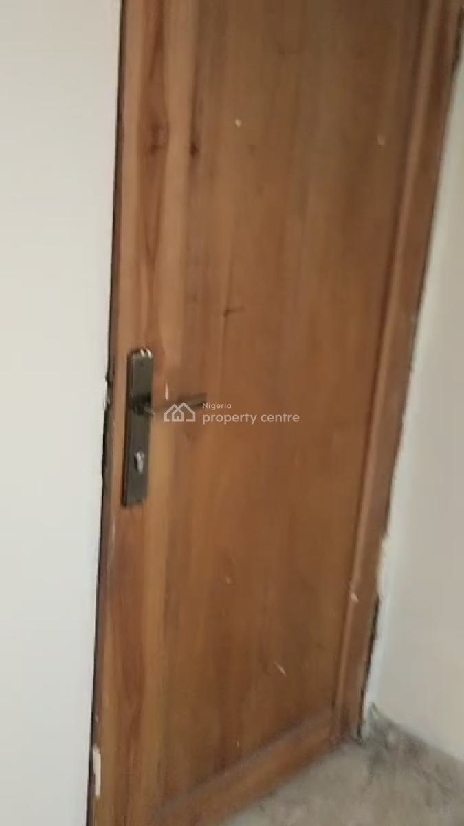 Well Maintained 2 Bedroom Flat, Igando, Bogije, Ibeju Lekki, Lagos, Flat / Apartment for Rent