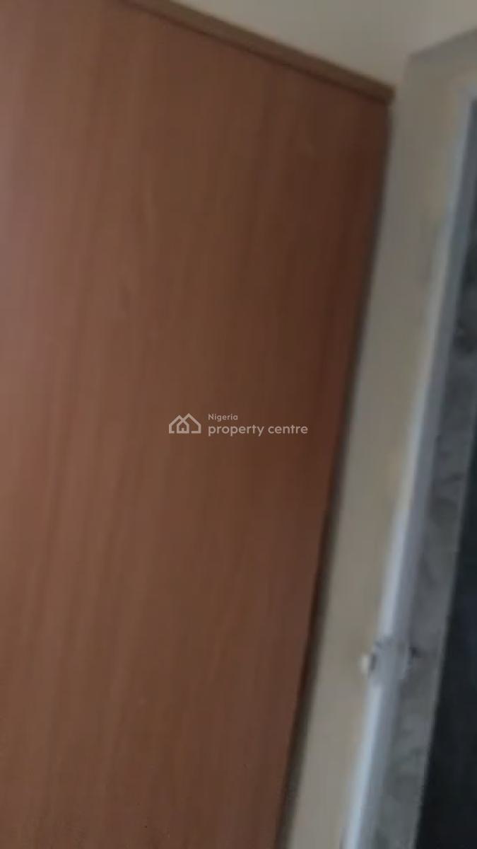 Well Maintained 2 Bedroom Flat, Igando, Bogije, Ibeju Lekki, Lagos, Flat / Apartment for Rent