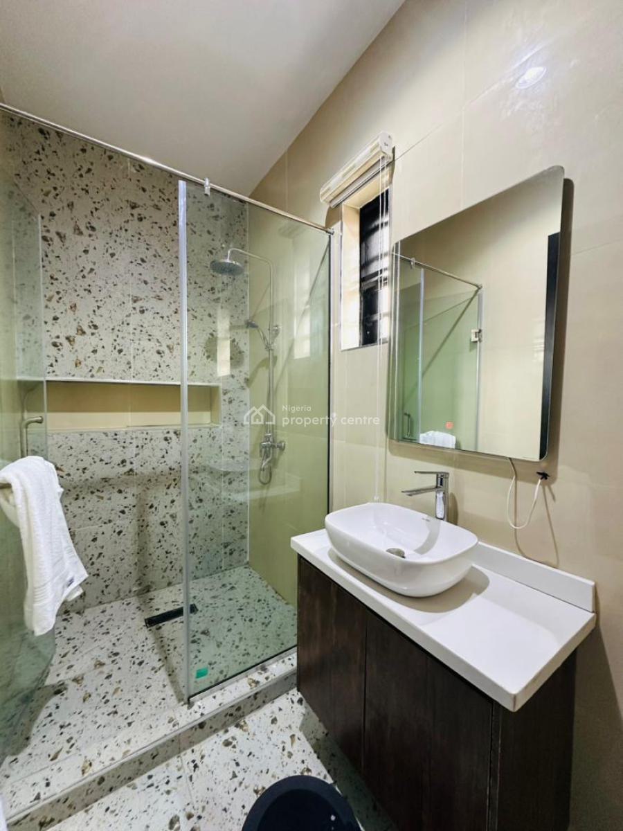 Newly Built 2 Bedroom Apartment with Bq, Swimming Pool, Gym & Elevator, Lekki Phase 1, Lekki, Lagos, Flat / Apartment Short Let