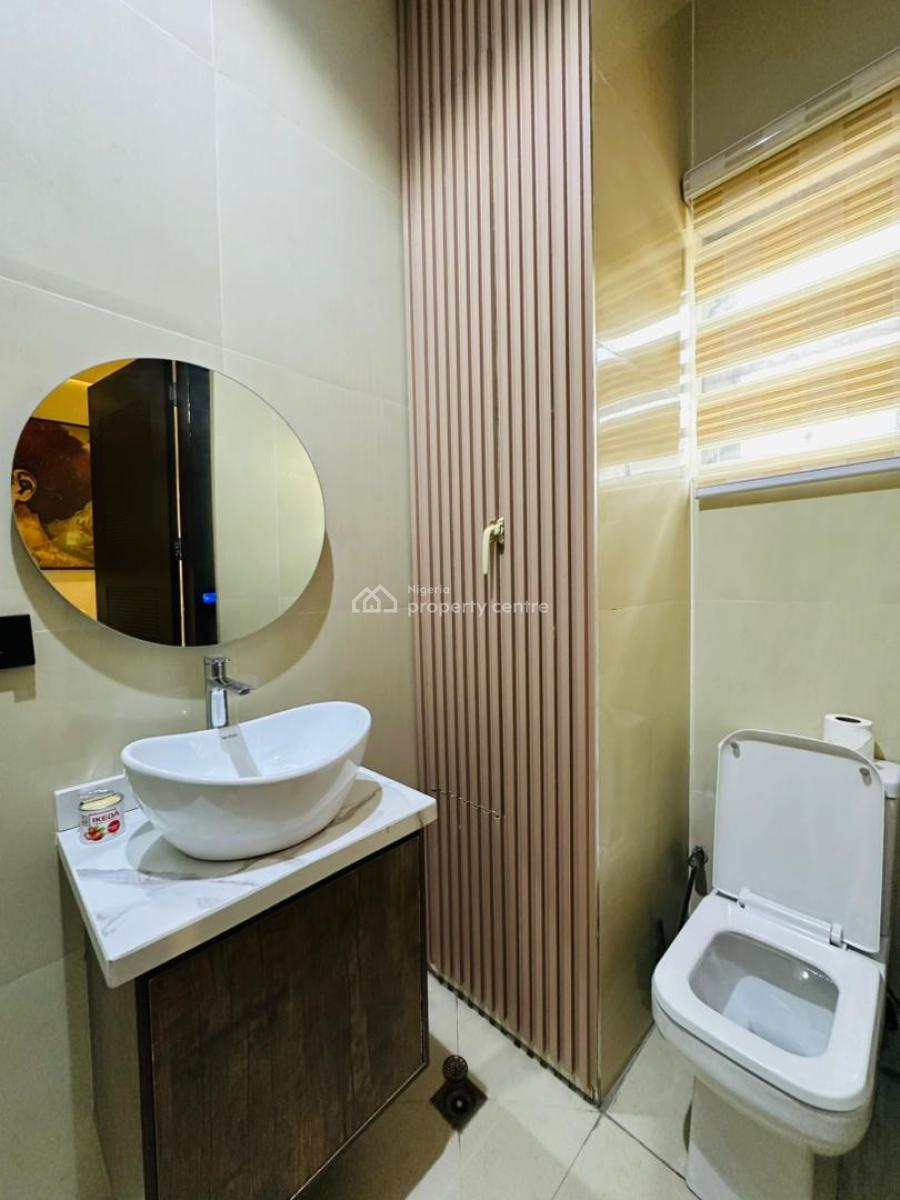 Newly Built 2 Bedroom Apartment with Bq, Swimming Pool, Gym & Elevator, Lekki Phase 1, Lekki, Lagos, Flat / Apartment Short Let