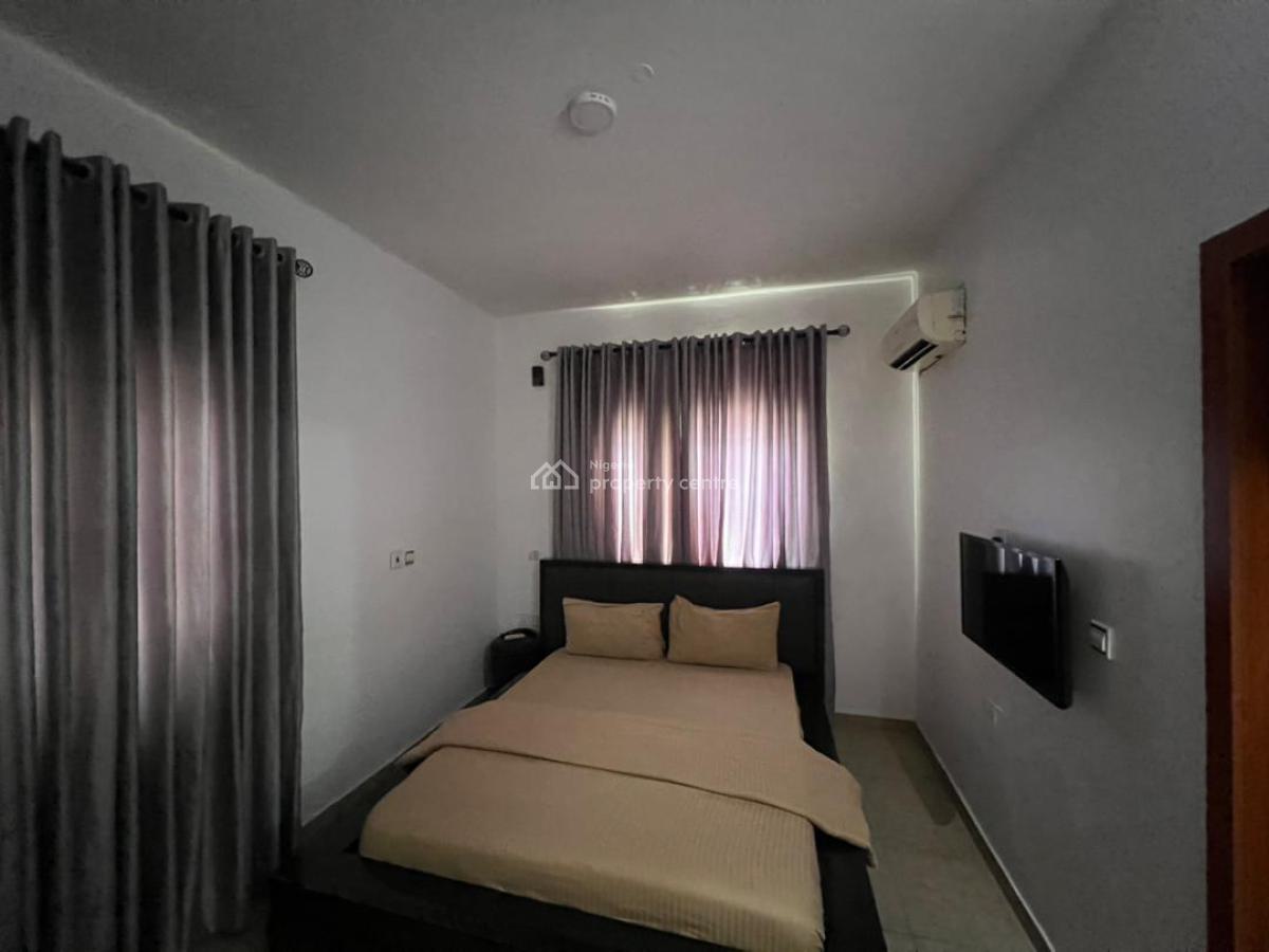 3 Bedroom Apartment, Lekki Phase 1, Lekki, Lagos, Flat / Apartment for Rent