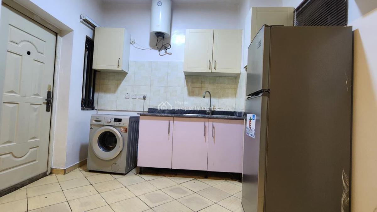 Furnished 3 Bedrooms Apartment, Lekki Phase 1, Lekki, Lagos, Flat / Apartment for Rent