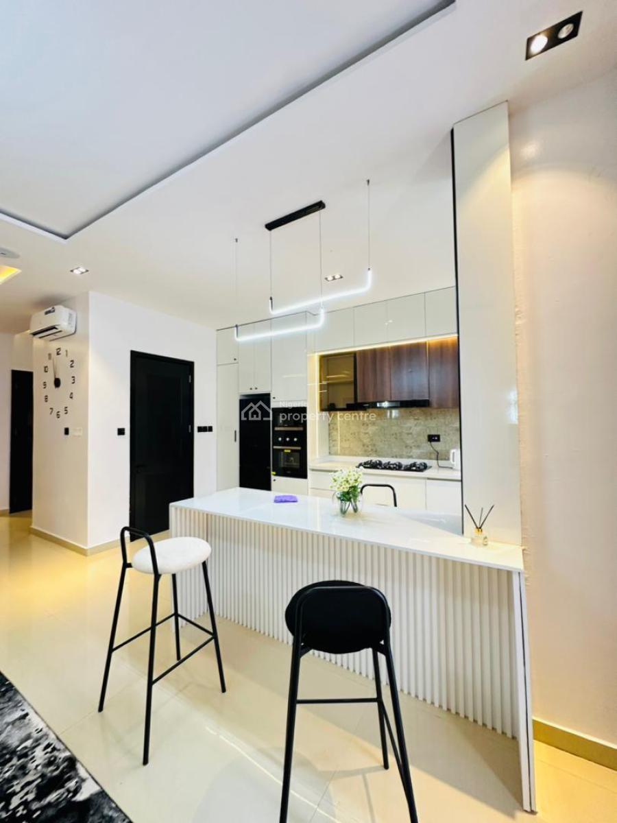 Exquisite 2 Bedroom Apartment, Lekki Phase 1, Lekki, Lagos, Flat / Apartment Short Let