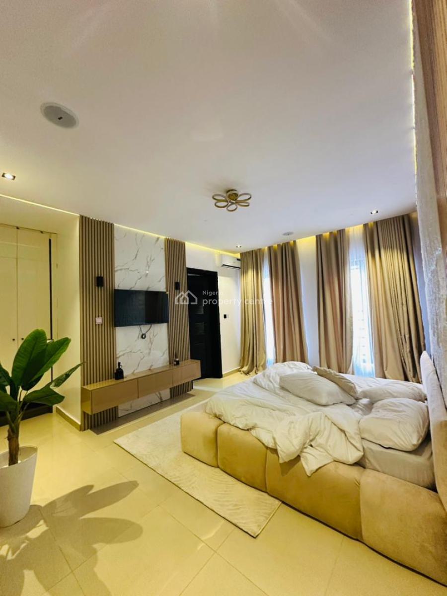 Exquisite 2 Bedroom Apartment, Lekki Phase 1, Lekki, Lagos, Flat / Apartment Short Let