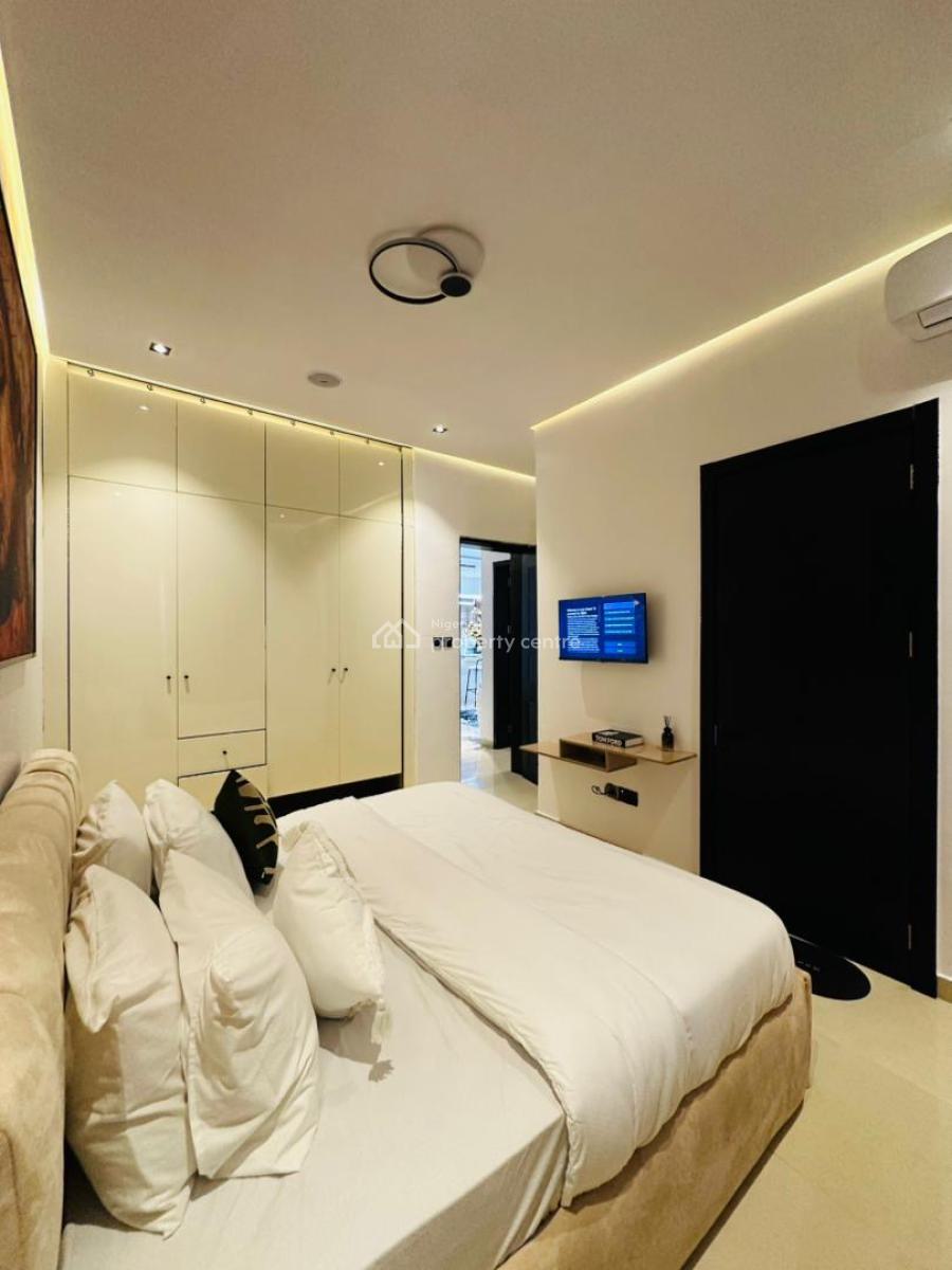 Exquisite 2 Bedroom Apartment, Lekki Phase 1, Lekki, Lagos, Flat / Apartment Short Let