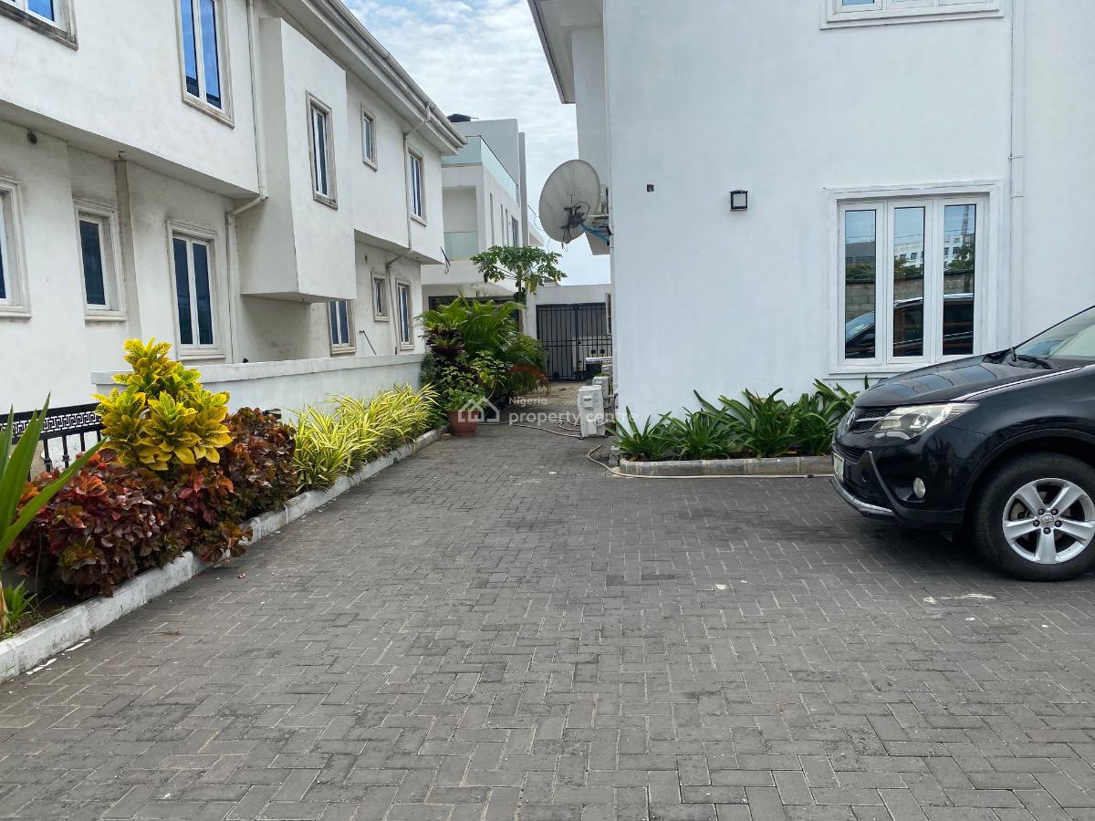 Well Maintained 5-bedroom Detached Duplex, Lekki Phase 2, Lekki, Lagos, Detached Duplex for Sale