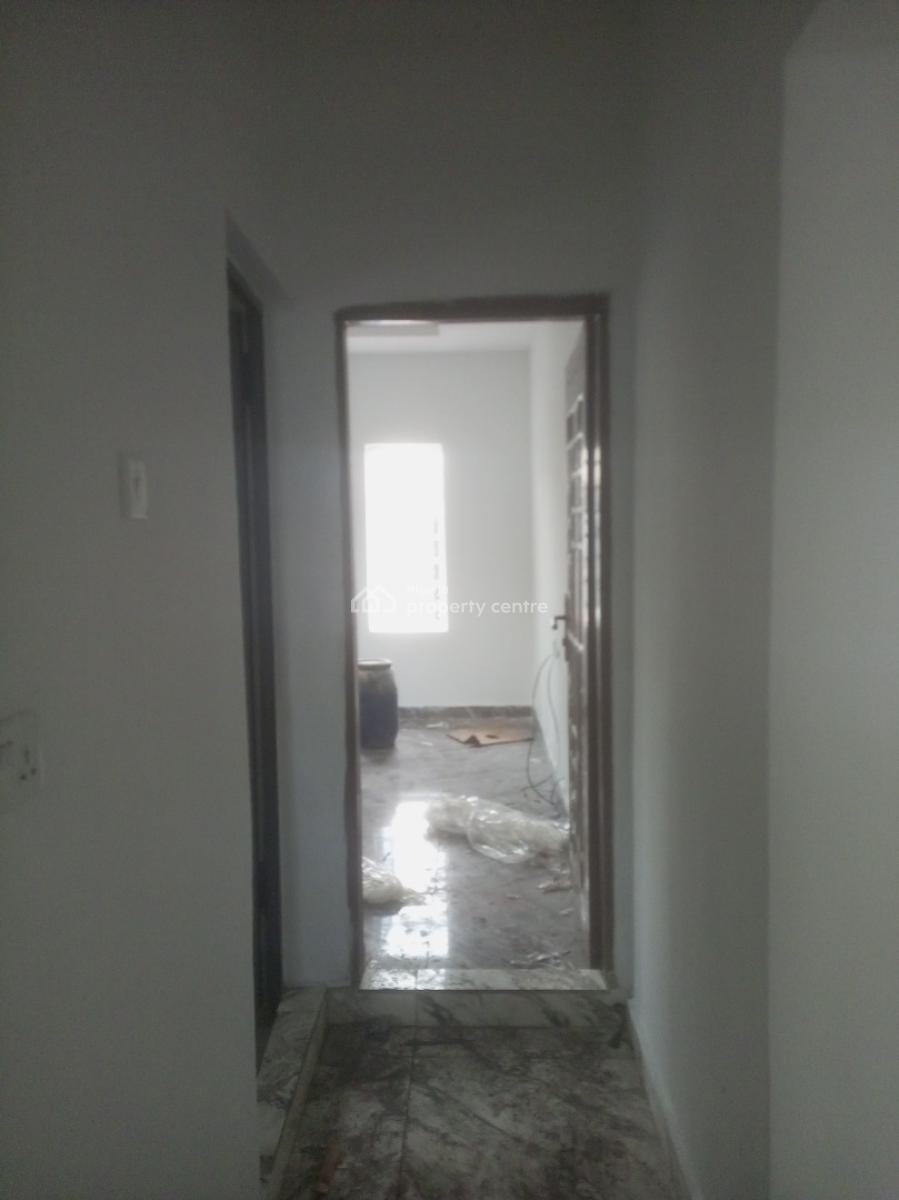 Luxury Newly Built 2 Bedroom, Bucknor Estate Jakande Axis, Isolo, Lagos, Flat / Apartment for Rent