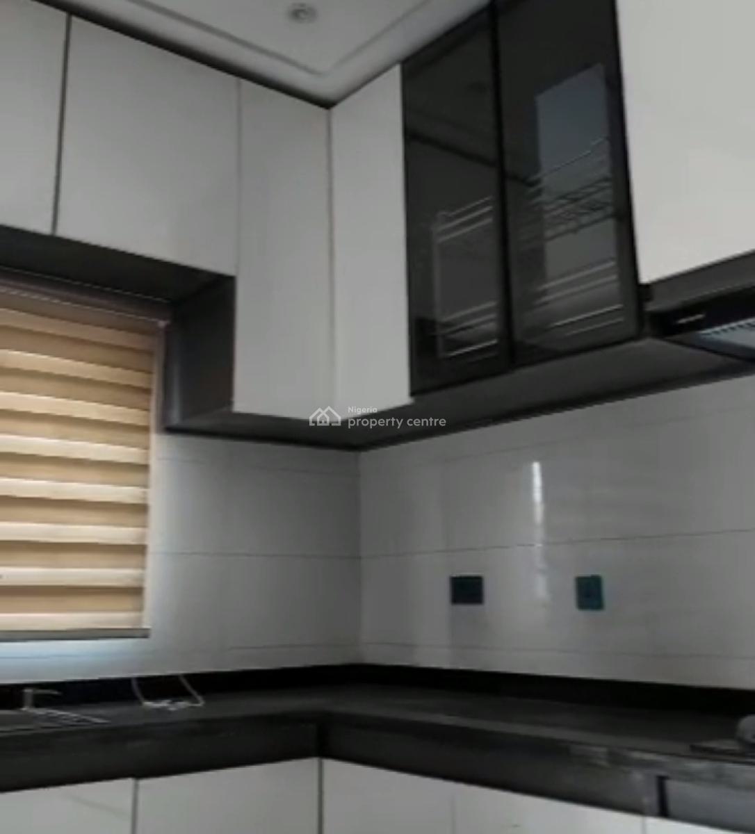 4 Bedroom Detached Duplex with 1 Bq Furnished., Airport Road, Lugbe District, Abuja, Detached Duplex for Sale