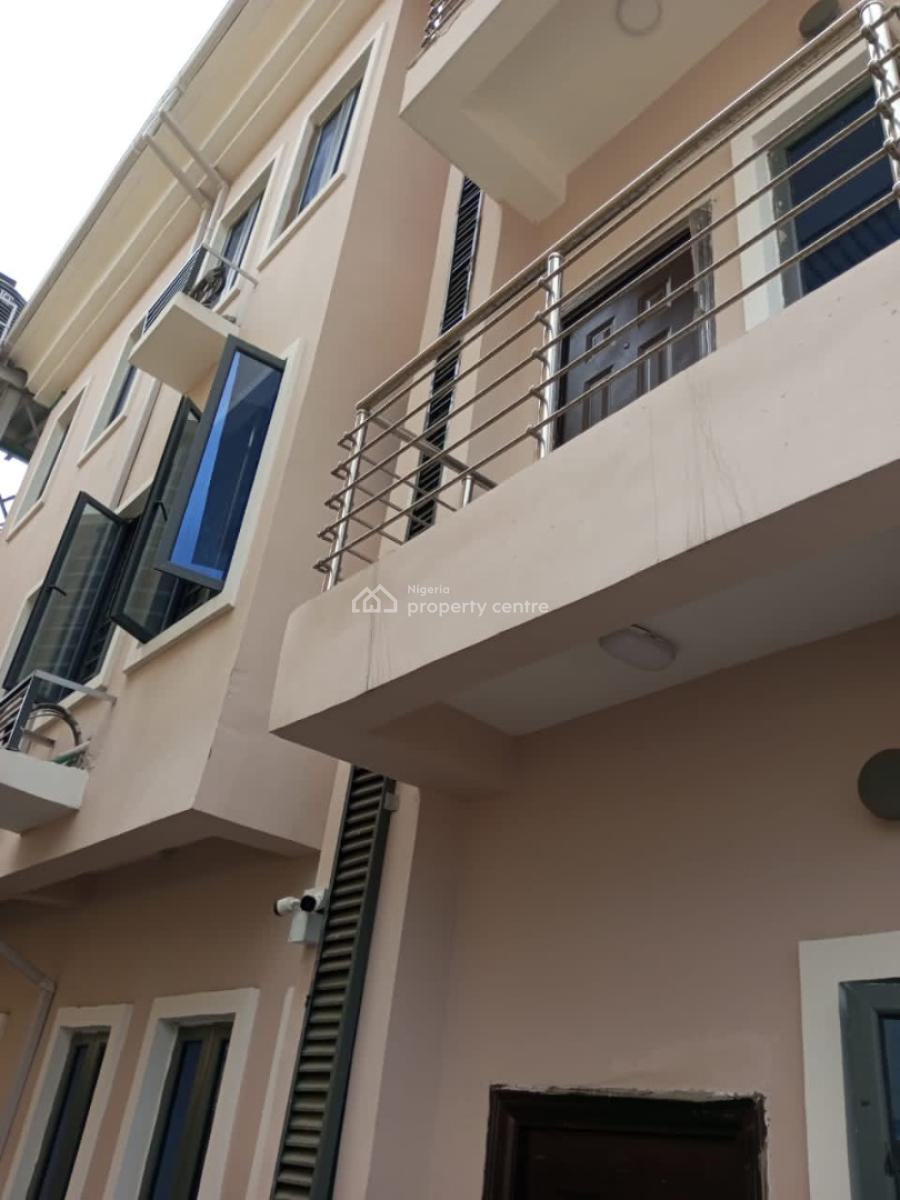 Executive Nice and Spacious New 3 Bedroom  Apartment, Off Pedro Road, Shomolu, Lagos, Flat / Apartment for Rent