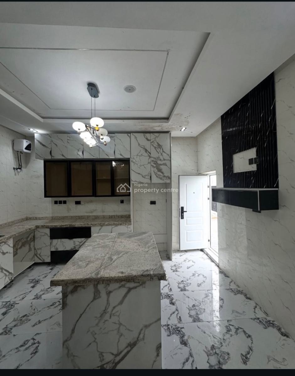 5 Bedroom Detached House with a Bq and Pool, Lekki, Ajah, Lagos, Detached Duplex for Sale