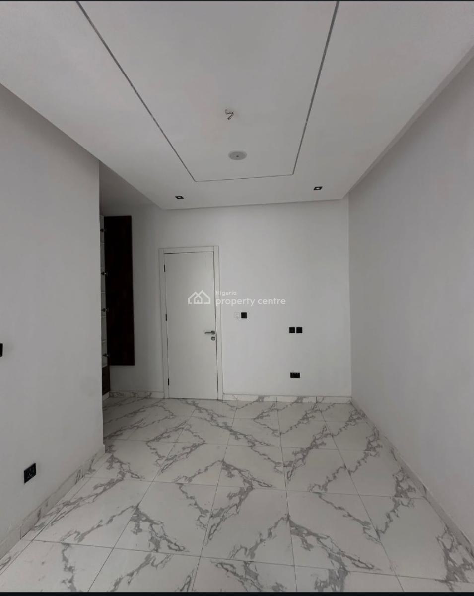 5 Bedroom Detached House with a Bq and Pool, Lekki, Ajah, Lagos, Detached Duplex for Sale