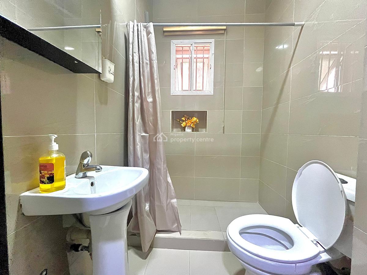 3 Bedroom Maisonette with Top Notch Amenities Available for Booking., Lekki Phase 1, Lekki, Lagos, Flat / Apartment Short Let