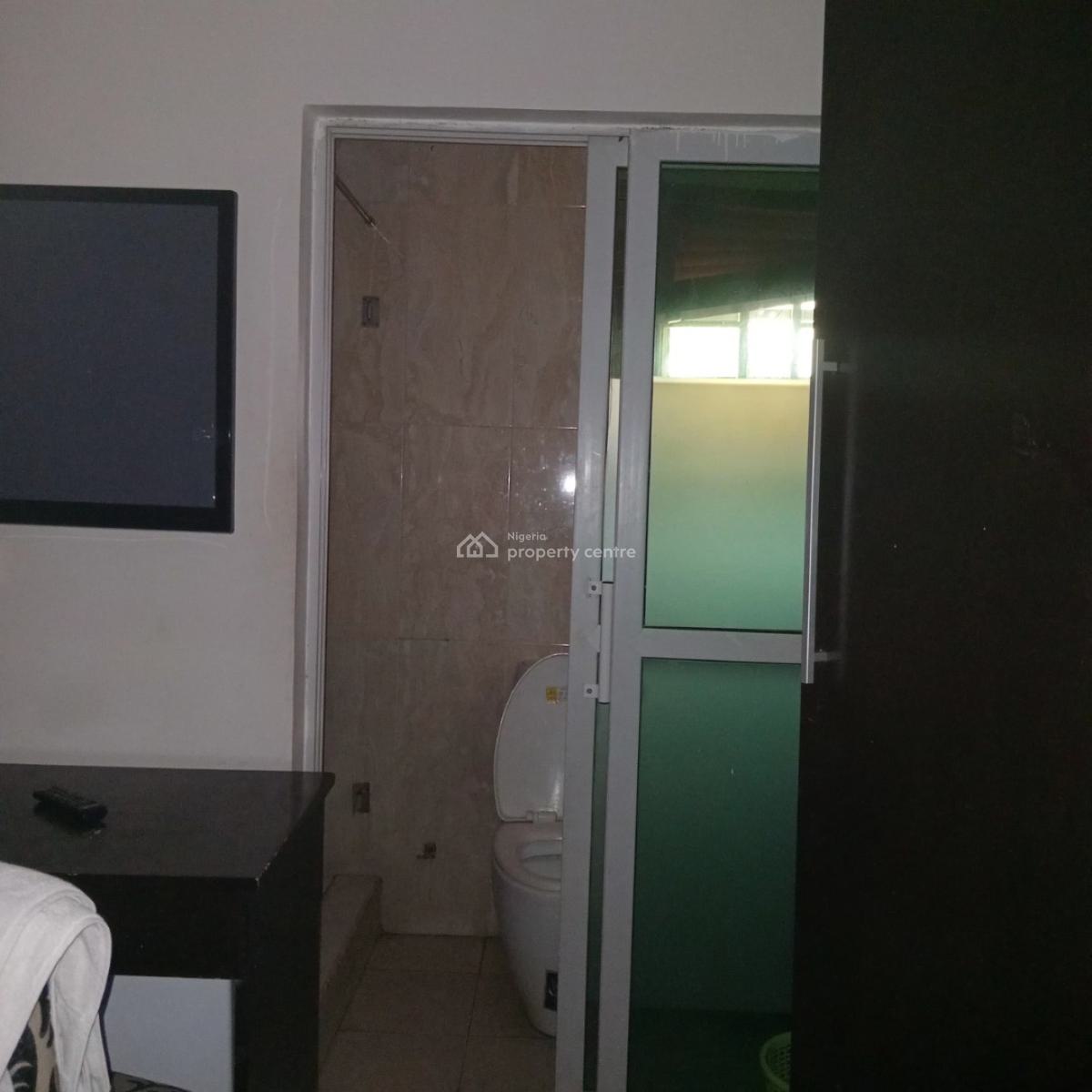 17 Rooms Hotel with an Olympic Size Swimming, Lekki Phase 1, Lekki, Lagos, Hotel / Guest House for Rent