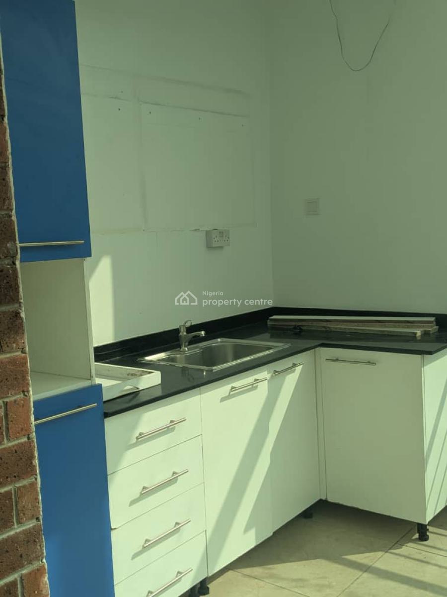 Open Plan Office Space Measuring 365sqm, Off Governors Road, Alausa, Ikeja, Lagos, Office Space for Rent