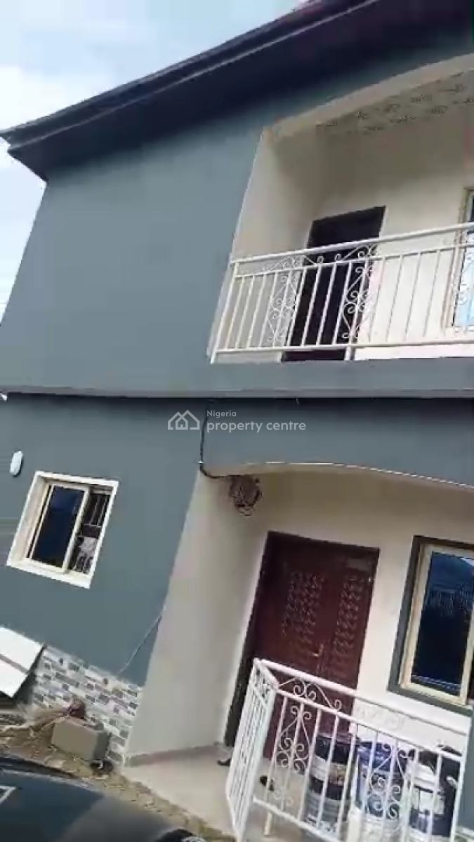 Well Maintained 2 Bedroom Flat, Elesekan, Bogije, Ibeju Lekki, Lagos, Flat / Apartment for Rent