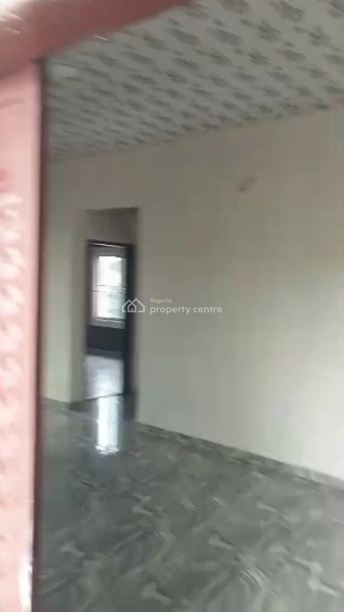 Well Maintained 2 Bedroom Flat, Elesekan, Bogije, Ibeju Lekki, Lagos, Flat / Apartment for Rent
