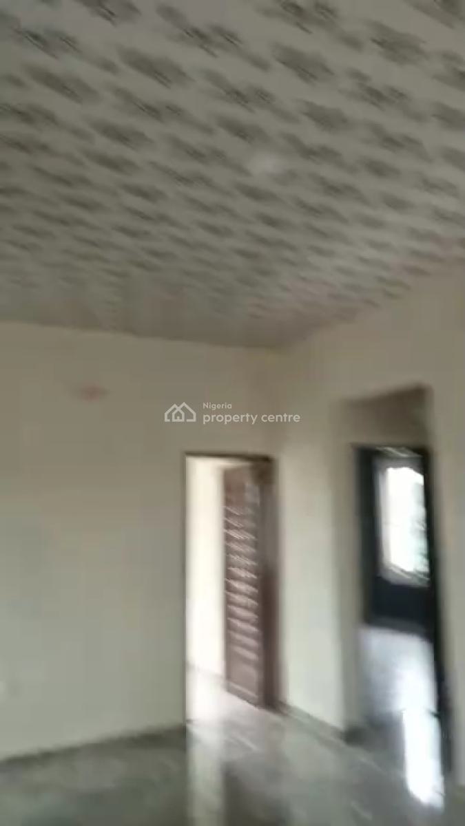 Well Maintained 2 Bedroom Flat, Elesekan, Bogije, Ibeju Lekki, Lagos, Flat / Apartment for Rent