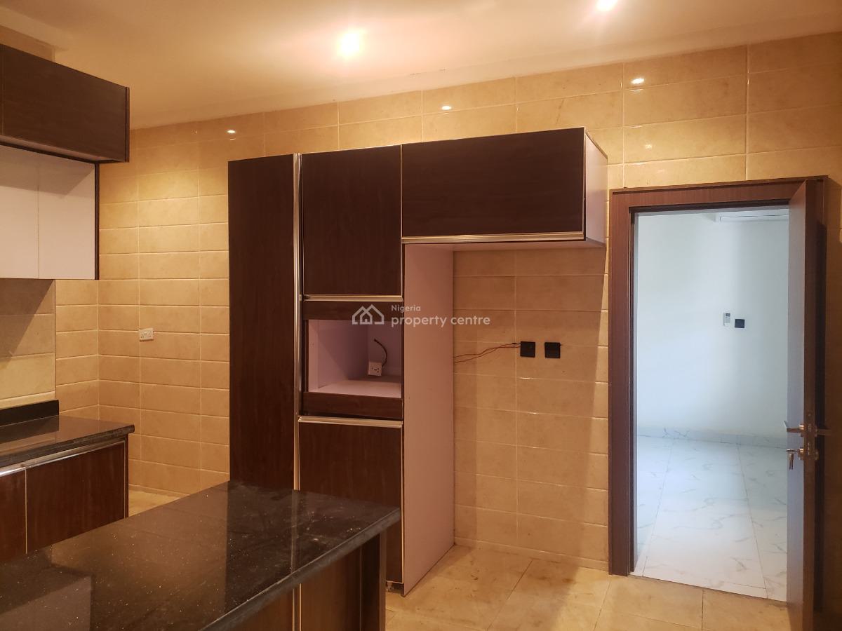 Luxury Spacious 4 Bedroom Flat, Legislative Quarters, Apo, Abuja, Flat / Apartment for Rent