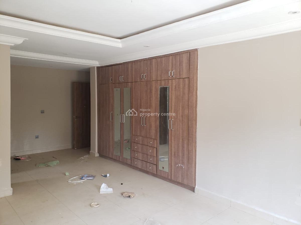 Luxury Spacious 4 Bedroom Flat, Legislative Quarters, Apo, Abuja, Flat / Apartment for Rent