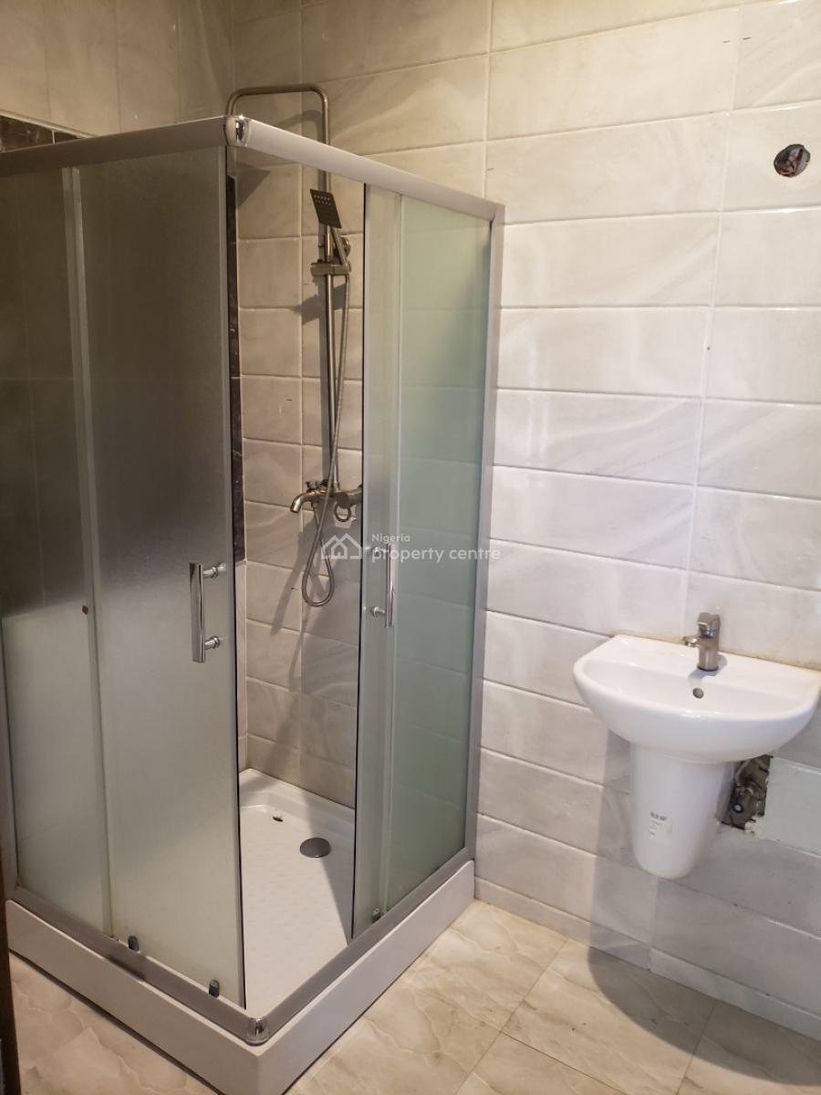 Luxury Spacious 4 Bedroom Flat, Legislative Quarters, Apo, Abuja, Flat / Apartment for Rent