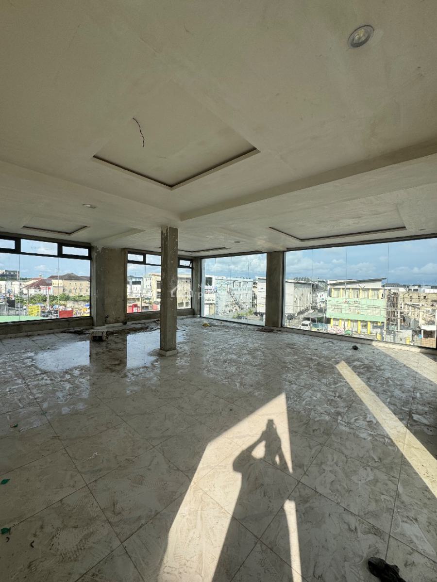 Shop Space, Orchid Road, Lekki Expressway, Lekki, Lagos, Shop for Sale