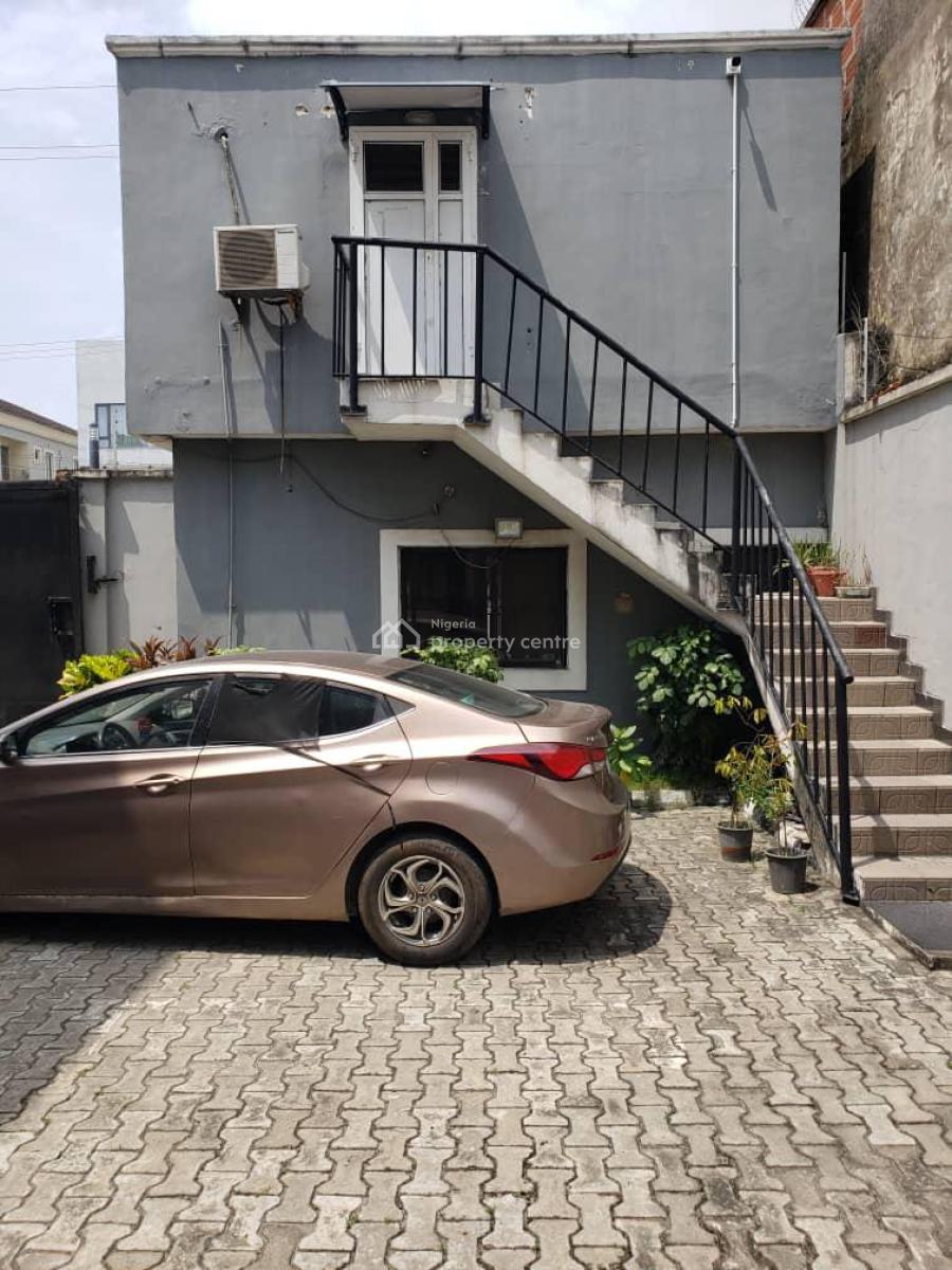 8 Bedrooms Fully Detached Duplex and 4 Units of Flats, Lekki Right, Lekki, Lagos, Detached Duplex for Sale