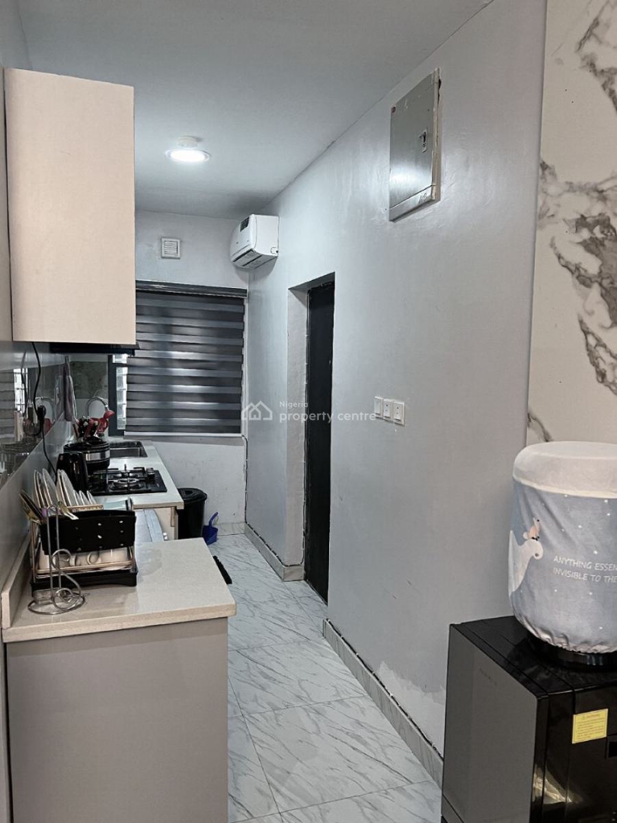 Luxury 1 Bedroom Apartment, Abraham Adesanya, Ajah, Lagos, Flat / Apartment Short Let