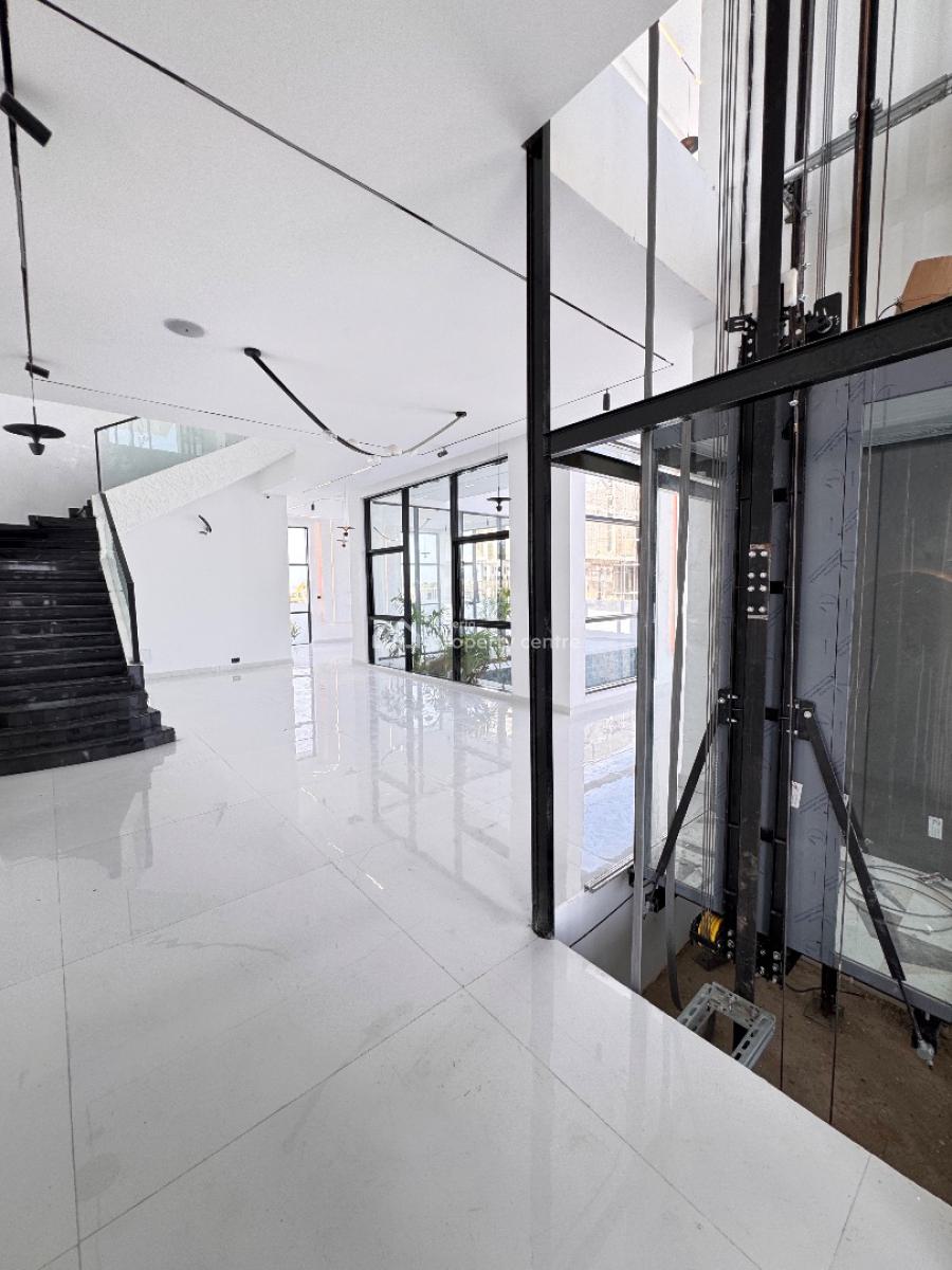 Luxurious Finished 5 Bedrooms Home, Seaview, Osapa, Lekki, Lagos, Detached Duplex for Sale