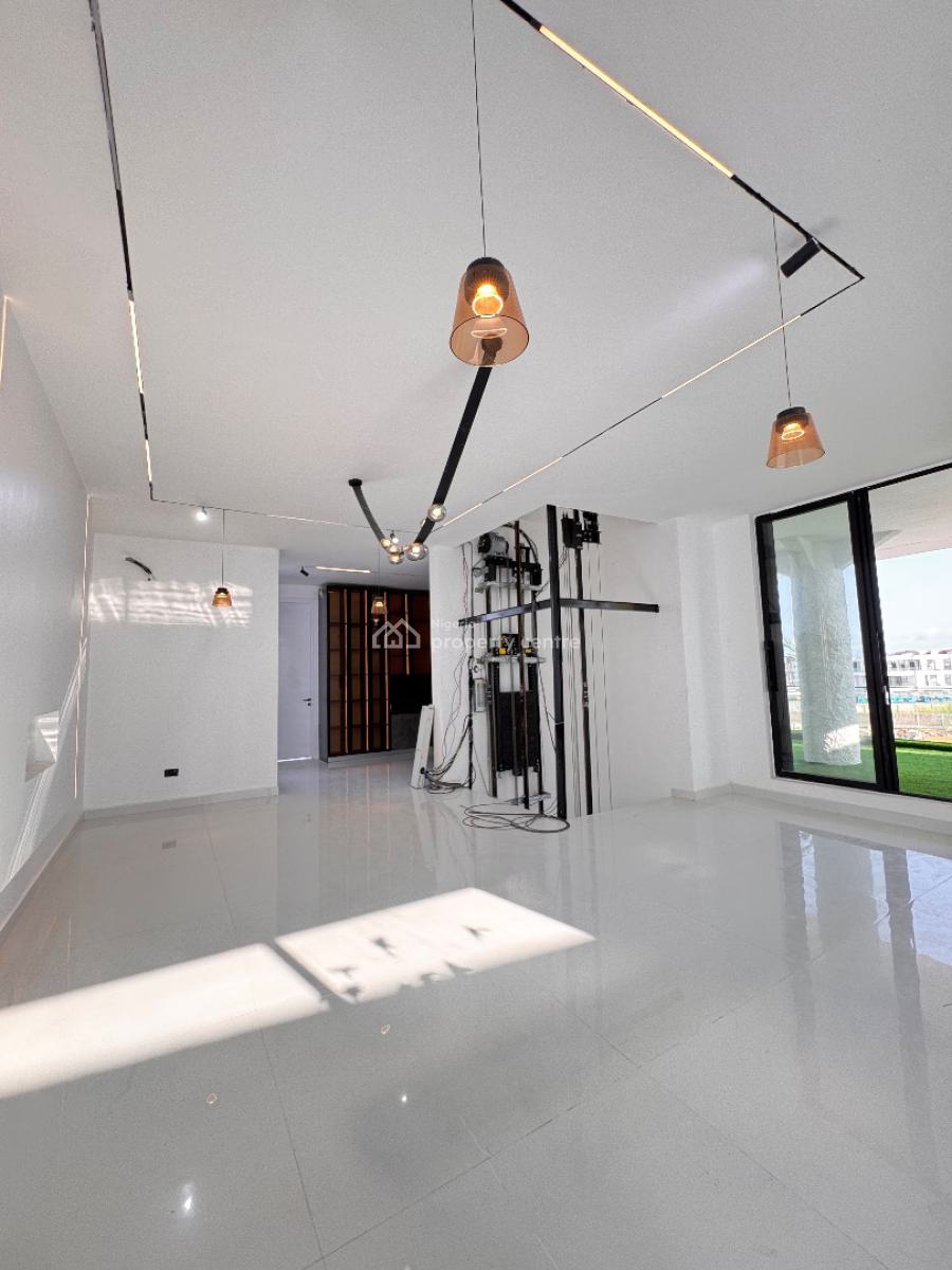 Luxurious Finished 5 Bedrooms Home, Seaview, Osapa, Lekki, Lagos, Detached Duplex for Sale