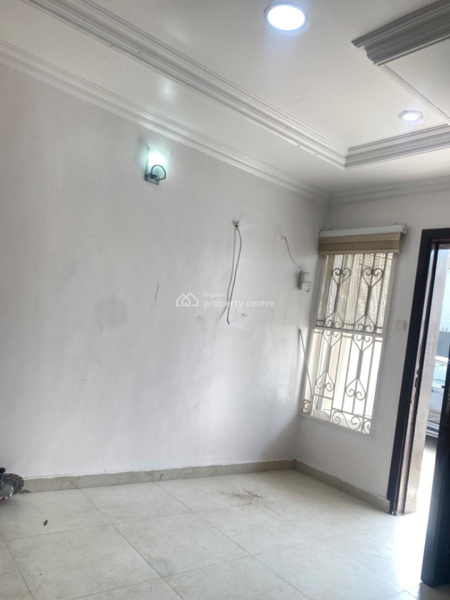 Very Spacious and Luxurious 1 Bedroom Apartments, Off Admiralty Road, Lekki Phase 1, Lekki, Lagos, Mini Flat (room and Parlour) for Rent