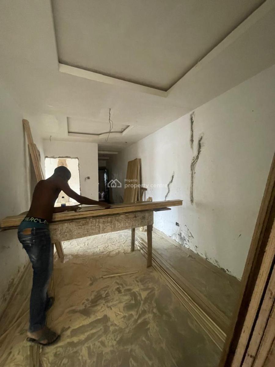 Luxury 2 Bedroom Apartment with Modern Facilities, Adekunle, Yaba, Lagos, Flat / Apartment for Rent