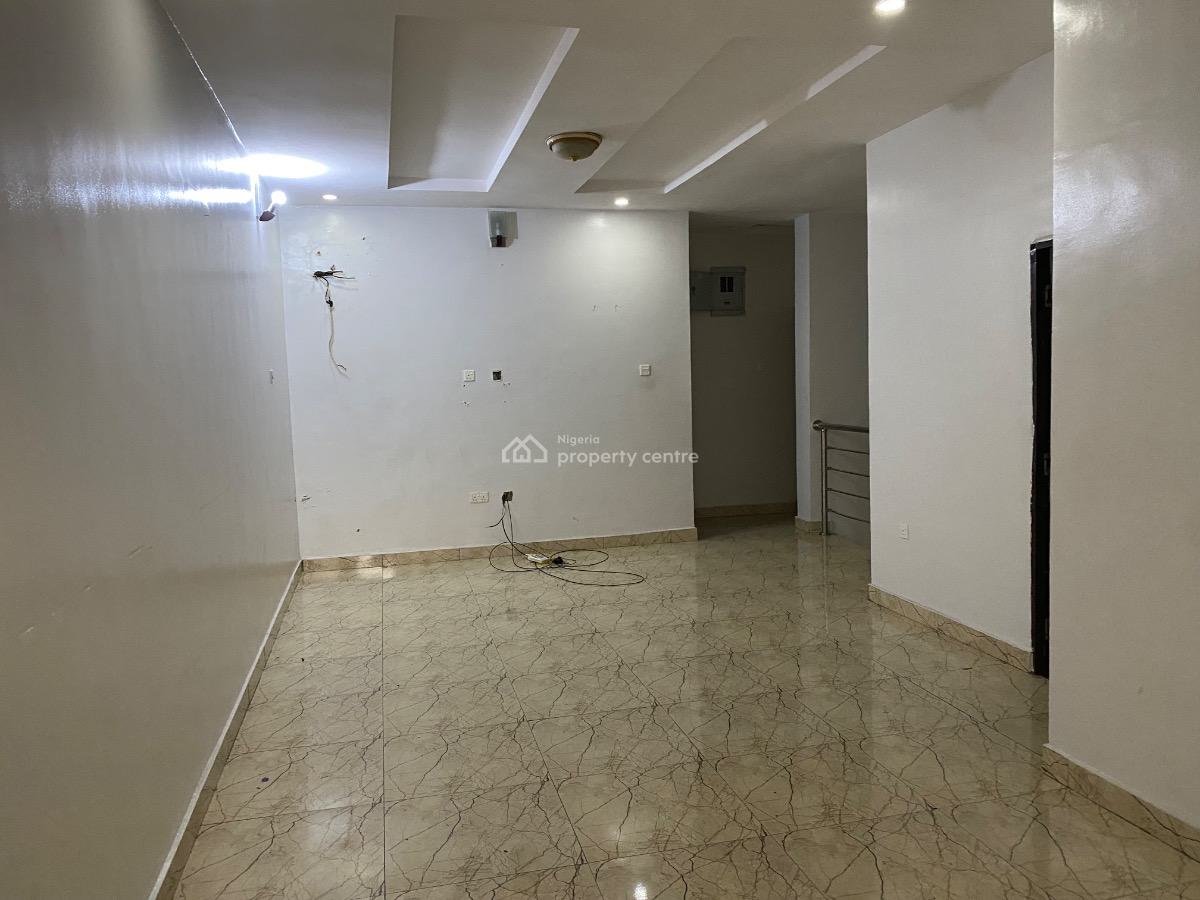 4 Bedrooms Semi-detached Duplex + Bq, Gateway Zone, Gra Phase 1, Magodo, Lagos, Semi-detached Duplex for Rent